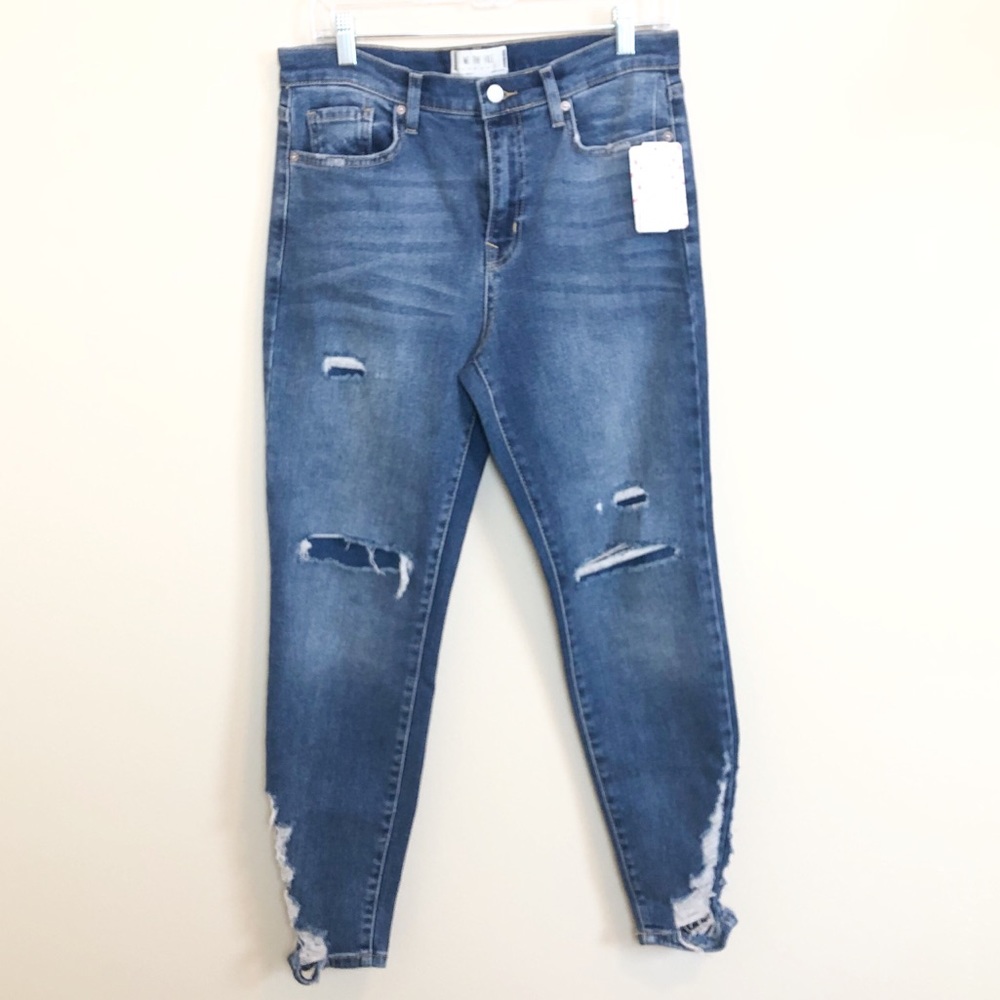 We The Free / Hi-Rise Distressed Jeans